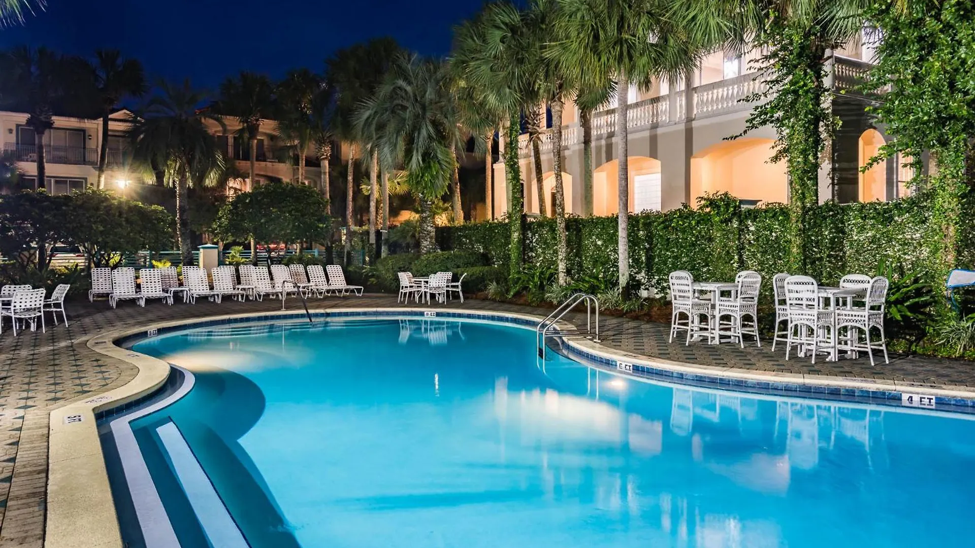 Community Pool, Hot Tub And Beach - Beach View Destin ABD
