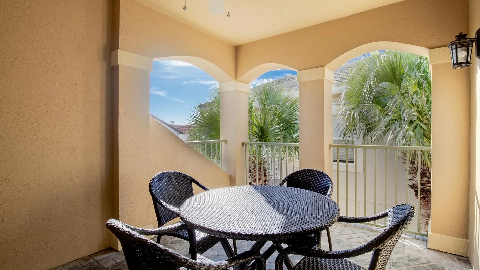 Community Pool, Hot Tub And Beach - Beach View Destin Holiday home