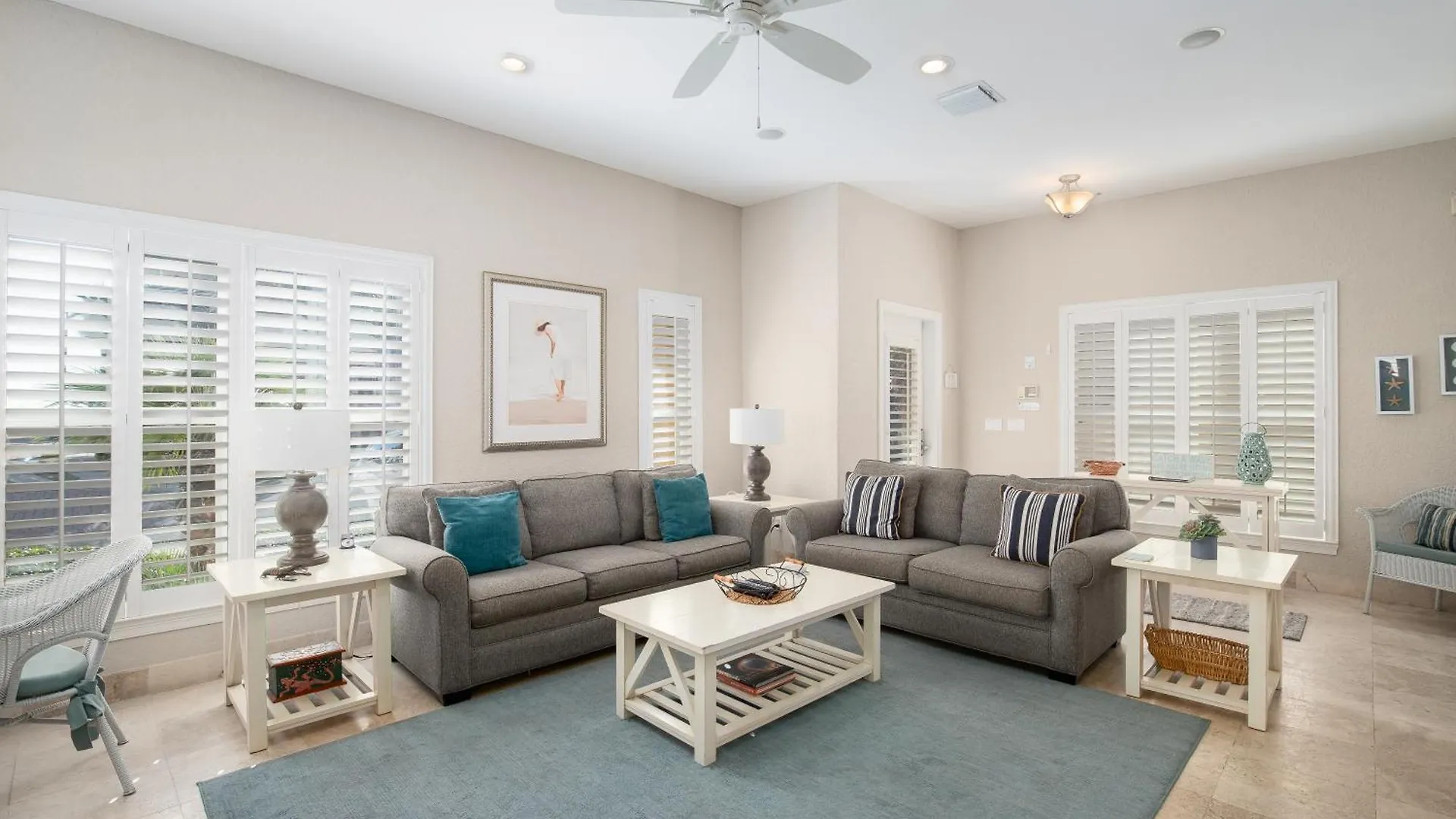 Community Pool, Hot Tub And Beach - Beach View Destin